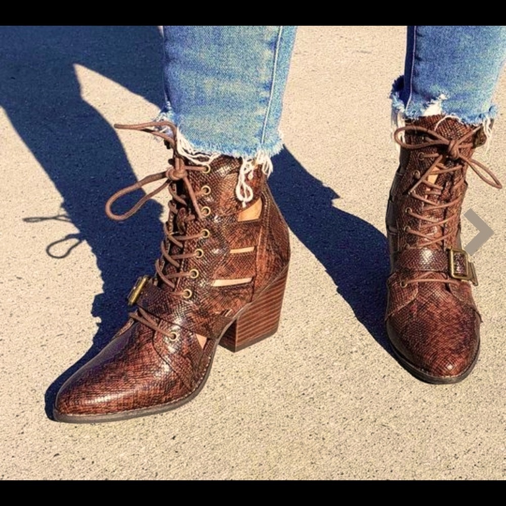 COCONUTS BY MATISSE Getty Bootie